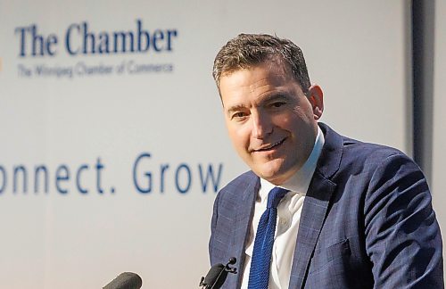 MIKE DEAL / FREE PRESS
Evan Solomon, federal Minister of Artificial Intelligence and Digital Innovation, speaks at a Winnipeg Chamber of Commerce event Tuesday, announcing funding for AI innovation in Manitoba.
Reporter: Gabrielle Piche
260707 - Tuesday, July 07, 2026.