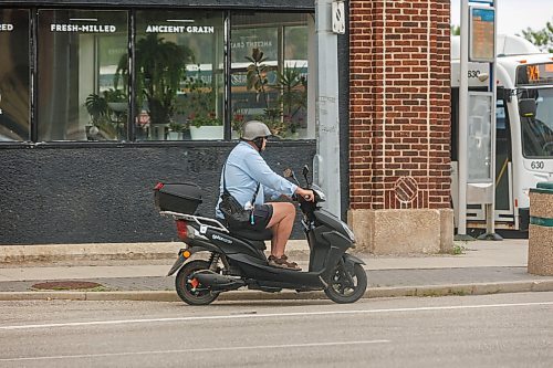 MIKE DEAL / FREE PRESS
An E-scooter rider makes their way along Maryland Street Tuesday afternoon.
On the rise of e-bikes and scooters in Winnipeg and how the city/province plans to regulate them.
Reporter: Zoe Pierce
260707 - Tuesday, July 07, 2026.