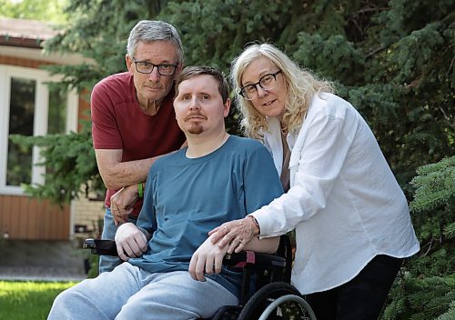 Ruth Bonneville / Free Press

local - Cheryl Castor

Portrait of Cheryl and Doug Castor with their son, Will outside their home Friday.  Story about them fundraising for critical rehabilitation service for him.  

Four years after a traumatic brain injury changed the course of her son's life, Winnipeg mother Cheryl Castor is working to restore a critical rehabilitation service for Manitobans. Following the closure of First Steps Wellness Centre in June, Castor has launched a fundraising campaign to help open a new activity-based therapy facility for people living with spinal cord injuries and neurological conditions. 

Story by Zoe Pierce


July 10th,  2026