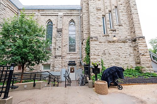 MIKE DEAL / FREE PRESS
Oak Table at 107 Pulford Street.
Local residents and businesses have complained about drug issues outside The Oak Table an Osborne Village shelter that's next door to a daycare.
Reporter: Scott Billeck
260716 - Thursday, July 16, 2026.