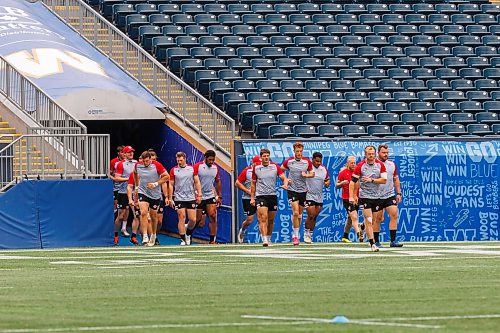 MIKE DEAL / FREE PRESS
Members of Canada’s Men's Rugby Team take part in the Captain's Run Friday morning at Princess Auto Stadium ahead of their World Rugby Nations Cup match against Zimbabwe on July 18th.
Reporter: Josh Frey-Sam
260717 - Friday, July 17, 2026.