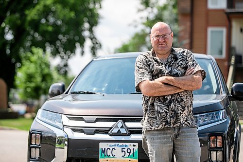 MIKAELA MACKENZIE / FREE PRESS
Harvey Tschetter, whose catalytic converter got stolen two days after he purchased his vehicle, with the repaired automobile on Monday, July 20, 2026.
For front & centre story.
Free Press 2026
