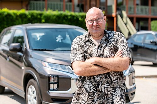 MIKAELA MACKENZIE / FREE PRESS
Harvey Tschetter, whose catalytic converter got stolen two days after he purchased his vehicle, with the repaired automobile on Monday, July 20, 2026.
For front & centre story.
Free Press 2026