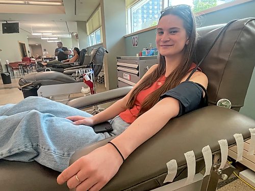 TIAGO RESKO / FREE PRESS
Sage Zdebiak, 22, has been donating for four years now. She said she had lime disease and a heart transplant when she was a kid, so she wanted to give back to the medical community.
She is one of 400,000 donors to Canadian Blood Services across the country — but it’s still not enough to meet the recent spike in demand.