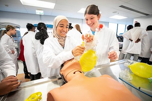 MIKAELA MACKENZIE / FREE PRESS
Zeina Saleh (left) and Maria Farkas Freitas do a simulation of adding an artificial airway at the Biomedical Youth Program Summer Camp at the University of Manitoba Rady faculty of health sciences on Wednesday, July 22, 2026.
Standup.
Free Press 2026