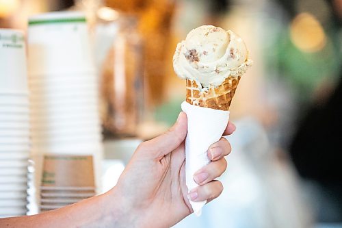 MIKAELA MACKENZIE / FREE PRESS
Avaճ cookie butter ice creamʡt Fete on Tuesday, July 21, 2026.
For AV story.
Free Press 2026