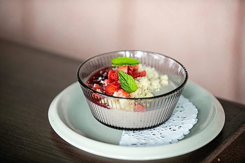 MIKAELA MACKENZIE / FREE PRESS
Pannacotta at Sottobraccio, a new Italian restaurant in Osborne Village, on Wednesday, July 22, 2026.
For Eva story.
Free Press 2026