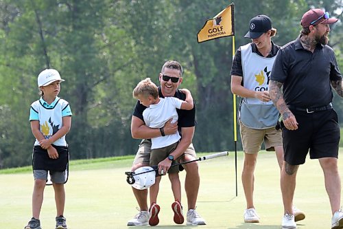 Steinbach's Doug Penner celebrates after sinking the winning putt in the final round of the Golf Manitoba men's mid-amateur at Quarry Oaks Golf Course on Wednesday. (Thomas Friesen/The Brandon Sun)