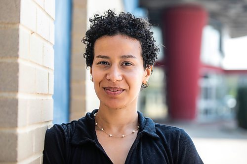 MIKAELA MACKENZIE / FREE PRESS
	
Duha Wall, who volunteers doing translation and interpretation services with the Together Project, on Thursday, July 23, 2026. 

For AV story.
Free Press 2026