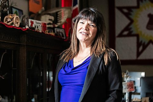 MIKAELA MACKENZIE / FREE PRESS
	
Minister Bernadette Smith in her office on Thursday, July 23, 2026. 

For Scott B story.
Free Press 2026