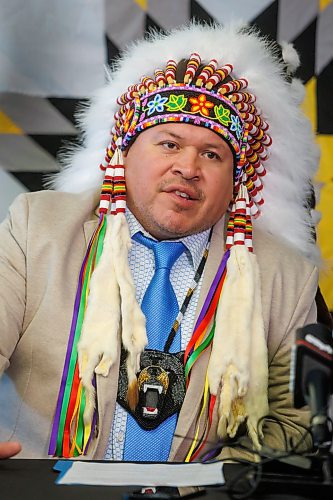 MIKE DEAL / FREE PRESS
Grand Chief of the Southern Chiefs' Organization (SCO), Jerry Daniels, speaks during the press conference in support of Chief Dr. Stan Bird efforts.
Chief Dr. Stan Bird of Peguis First Nation calls for the immediate termination of the coordination agreement that governs child and family services (CFS) in his community, citing grave risks to the safety and well-being of children and families, during a press conference Friday morning at the Southern Chiefs’ Organization (SCO) offices.
Grand Chief of the Southern Chiefs' Organization (SCO), Jerry Daniels, was on hand to support Chief Dr. Stan Bird.
Reporter: Nicole Buffie
251003 - Friday, October 03, 2025.