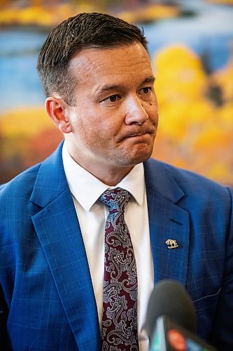MIKAELA MACKENZIE / FREE PRESS
	
MLA Mike Moyes speaks to the media about safety upgrades planned for Sturgeon Falls on Tuesday, July 28, 2026.

For Tyler story.
Free Press 2026