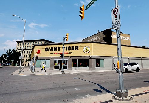 Ruth Bonneville / Free Press
Local Giant Tiger Ellice Closing
Outside photo of the Donald and Ellice Giant Tiger Store which just announced will be closing in November.
See story.
July 30th, 2026