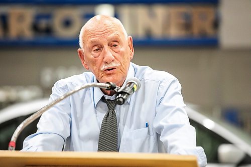 MIKAELA MACKENZIE / FREE PRESS
Lloyd Schreyer, RRC Polytech board chair, speaks at an event celebrating MPIճ donations to RRC Polytechճ collision repair and refinishing program on Thursday, July 30, 2026.
For Gabby story.
Free Press 2026