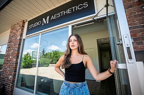 MIKAELA MACKENZIE / FREE PRESS
Miranda Eismendi, owner of Studio M Aesthetics in Charleswood, on Friday, July 31, 2026. Her studio still doesn't have power, but sheճ still able to do some appointments for lashes because the procedure doesn't require machines or powered tools.
For Chris story.
Free Press 2026