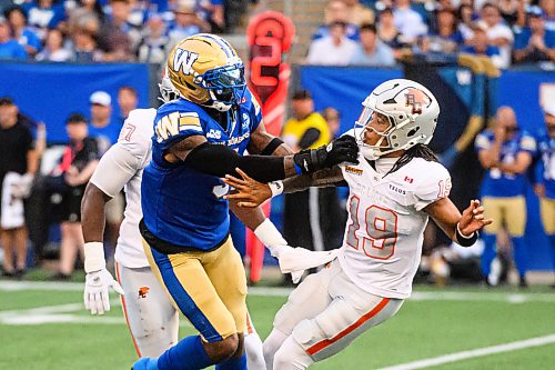 Mike Sudoma/Free Press
(For Taylor Allen Feature) Willie Jefferson blocks BC Lions Quarterback Kaidon Salter during Thursday nights game at Princess Auto Stadium
July 30, 2026


