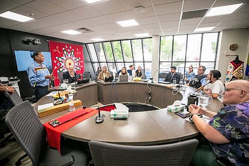 MIKAELA MACKENZIE / FREE PRESS
	
Court begins with smudging and ceremony at Ga naa na ga da waa ba dang, the Kenora Justice Centre,  on Wednesday, July 29, 2026.

For Dan story.
Free Press 2026