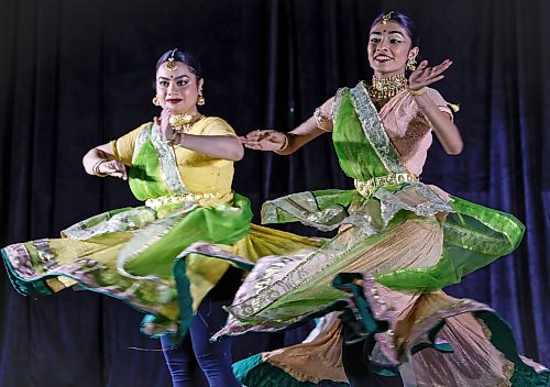 JOHN WOODS / FREE PRESS
Dancers perform at the India Pavilion at the Pembina Curling Club Sunday, August 2, 2026.
reporter: stand-up