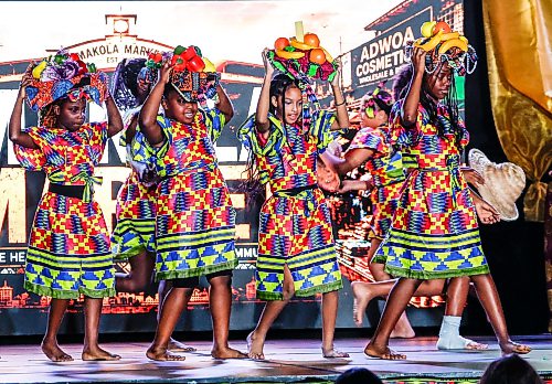 JOHN WOODS / FREE PRESS
Dancers perform at the Ghana Pavilion at the Notre Dame Recreation Centre Tuesday, August 4, 2026. Their costume were stolen and the community got together and made new ones.
reporter: chris