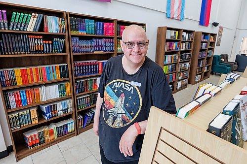 MIKE DEAL / FREE PRESS
Didi Chanoch owner of Other Places books at 436 Graham Avenue.
Reporter: Ben Sigurdson
260805 - Wednesday, August 05, 2026.