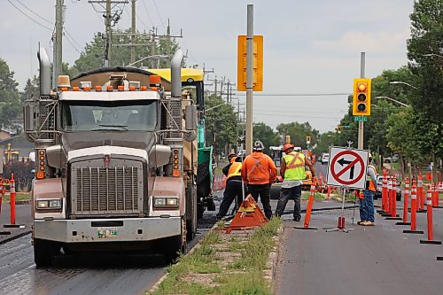 05082026
Road repaving work continues on Richmond Avenue at 13th Street in Brandon on Wednesday. A 1.6-kilometre stretch between Second and 18th streets is being repaved.
(Tim Smith/The Brandon Sun)