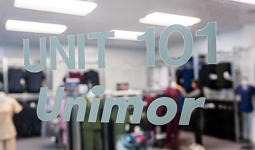 ROBERT LEE / FREE PRESS
Unimor, a nurse uniform retailer, is photographed in Winnipeg on Thursday, August 6, 2026.