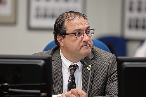 Coun. Jason Splett (Ward 8) says he and city administration are getting calls about boulevards alongside provincial roads not being mowed, although it isn’t the city’s responsibility. (Alex Lambert/The Brandon Sun files)