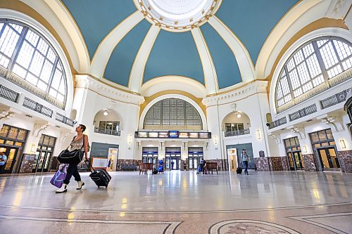 RUTH BONNEVILLE / WINNIPEG FREE PRESS
24 hour project - Via Station to Churchill
Photo of the dome at Union Station .
Story:
Travellers wait at Union Station to board the Via rail train to Churchill Tuesday.
June 20th, 2023
