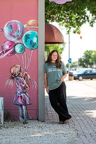 MIKAELA MACKENZIE / FREE PRESS
Brittany Wurch, president of the new Brokenhead River Arts Council, in Beausejour on Wednesday, Aug. 12, 2026.
For Eva story.
Free Press 2026