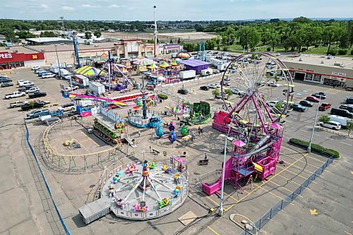 12082026
Midway Madness in the Canadian Tire parking lot in Brandon’s south end on Wednesday afternoon. The four day fair began on Monday and ends today. (Tim Smith/The Brandon Sun)