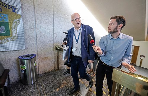 Ruth Bonneville / Free Press

Local Wyatt

Councillor Russ Wyatt tries to evade reporters as he walks into City Hall 1 hour late Thursday.

See story


Aug 13th,,  2026