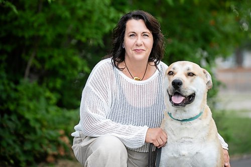 MIKAELA MACKENZIE / FREE PRESS
Tara Miller and her dog, Corbi, on Thursday, Aug. 13, 2026. Miller has had to make some difficult decisions regarding Corbi’s vet care, and animal shelters say rising vet bills are forcing more people to surrender their pets.
For Tiago story.
Free Press 2026