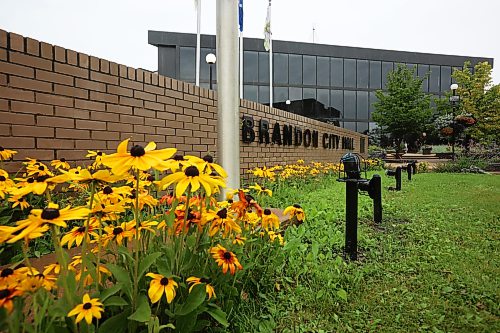 14082026
Flowers outside Brandon City Hall on a rainy Friday.
(Tim Smith/The Brandon Sun)