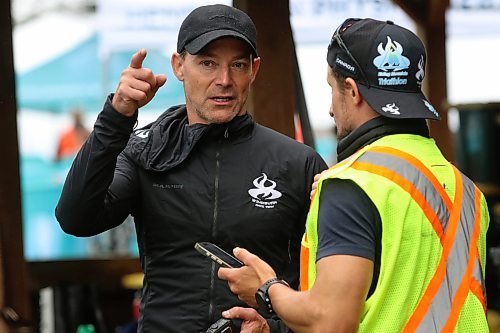 Race director Dave Lipchen gives some instructions to volunteer — and former winner — Josh Malenchak during the Riding Mountain Triathlon on Saturday. (Perry Bergson/The Brandon Sun)
Aug. 15, 2026