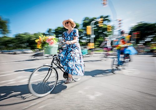 JOHN WOODS / FREE PRESS
Women participate in the Fancy Women Bike Ride at the Legislature grounds Sunday, August 16, 2026.
reporter: maggie