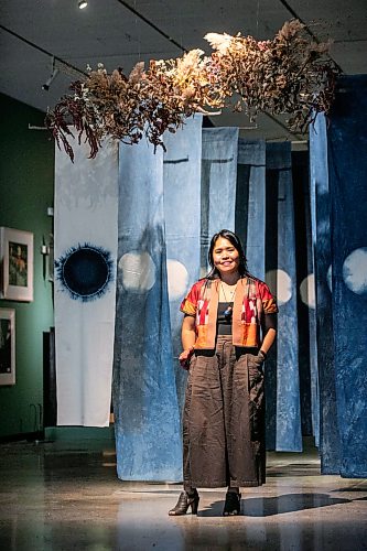 MIKAELA MACKENZIE / FREE PRESS
	
Artist Lourdes Still with her work in the new exhibition Terra Cognita/Incognita at the Winnipeg Art Gallery-Qaumajuq on Thursday, Aug. 13, 2026.

For Jen story.
Free Press 2026