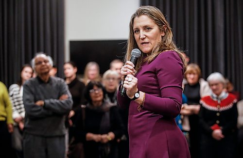 JOHN WOODS / FREE PRESS
Chrystia Freeland, Liberal party leadership candidate, speaks to and meets supporters at the Hilton Garden Inn Tuesday, January 21, 2025.

Reporter: nicole
