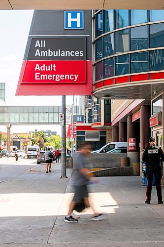 MIKAELA MACKENZIE / FREE PRESS
The Health Sciences Centre emergency department entrance on Wednesday, Aug. 19, 2026.
For — story.
Free Press 2026