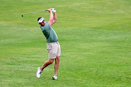 Kody Fawcett hits a shot during the Tamarack golf tournament men's quarterfinals at Clear Lake Golf Course on Thursday. Fawcett beat Joel Matthews 1 up. (Thomas Friesen/The Brandon Sun)