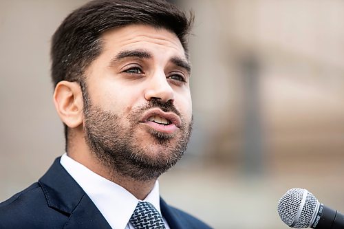 MIKAELA MACKENZIE / FREE PRESS
Shakir Rahim, director of the Criminal Justice program at the Canadian Civil Liberties Association, speaks to the media outside of the Manitoba legislature on Thursday, Aug. 20, 2026.
For Carol story.
Free Press 2026