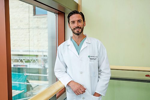 MIKE DEAL / FREE PRESS
Dr. David Perrin is Manitoba's first and only orthopaedic oncologist, specializing in sarcoma.
Reporter: Jen Zoratti
260820 - Thursday, August 20, 2026.