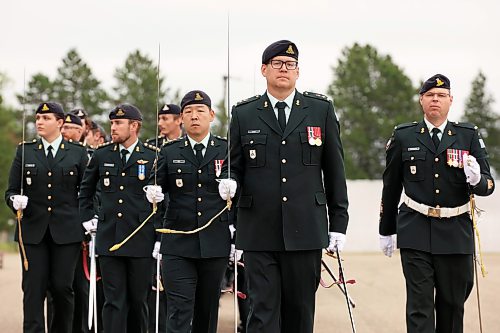 20082026
1st Regiment, Royal Canadian Horse Artillery Commanding Officer Lieutenant-Colonel Patrick Knox leads soldiers in a march past during the 1st Regiment, Royal Canadian Horse Artillery change of command ceremony at CFB Shilo on Thursday. Lieutenant-Colonel Patrick Knox assumed command as the new Commanding Officer of 1 RCHA during the ceremony.
(Tim Smith/The Brandon Sun)