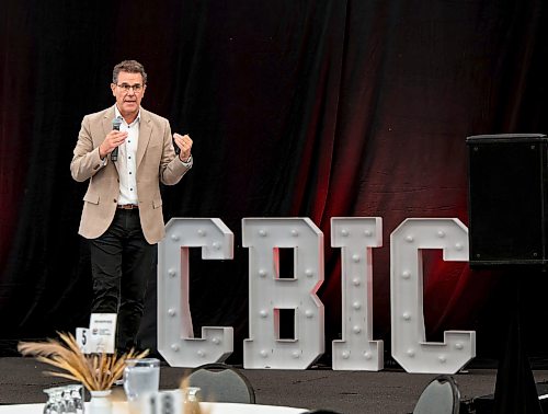 ROBERT LEE / FREE PRESS
Jean-Philippe Gervais, executive vice-president of agricultural production for Farm Credit Canada delivers his keynote speech at the Canadian Beef Industry Conference at the RBC Convention Centre on Thursday, August 20, 2026. Gervais spoke about growth and competitiveness in the sector, and trade tensions with the U.S.