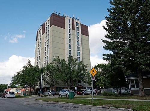 ROBERT LEE / FREE PRESS
Columbus Courts photographed in Winnipeg on Friday, August 21, 2026.