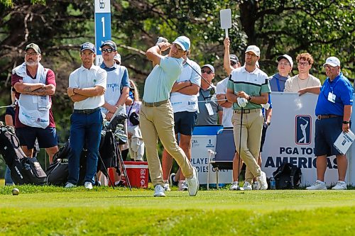 MIKE DEAL / FREE PRESS
Winnipeg golfer, Braxton Kuntz, on the first hole at Elmhurst Golf and Country Club on the first day of the Manitoba Open. After three days of play Kuntz is 3-under and tied for 33rd.