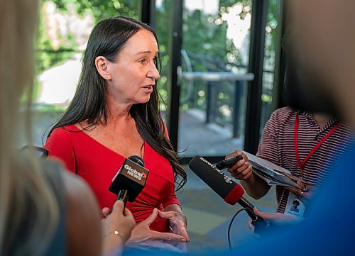 ROBERT LEE / FREE PRESS
Dr. Shelley Zieroth shares her remarks at her appointment as Research Manitoba Chair in Women’s Clinical Heart Health Research at the I.H. Asper Institute in Winnipeg on Monday, August 24, 2026.