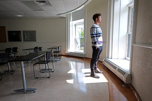 Ruth Bonneville / Free Press

Local AI Class

Portrait of Cameron Cerasani, a mathematics and physics instructor, in one of his classrooms in Wesley Hall Monday.  

Cerasani has designed a new course he calls a "critical thinking course” and will be delivering it to Grade 10 students for the first time this fall and winter session.  The University of Winnipeg Collegiate is requiring incoming students to complete a series of education modules on artificial intelligence and launching a new elective course on the subject this fall.

See story by Maggie

Aug 24th,,  2026