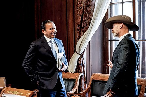 JOHN WOODS / FREE PRESS
Premier Wab Kinew talks with Matthew Atkinson, representing Manitoba Beef Producers and Canadian Cattle Association, after they met with Manitoba business leaders, unions and indigenous leaders to discuss trade relations with the United States at the Manitoba Legislature Monday, August 24, 2026.
reporter: gabby