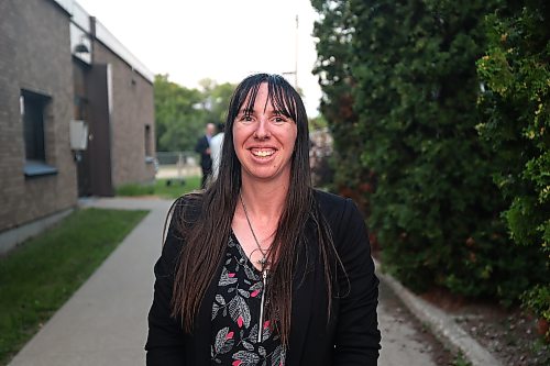 Trustee Breeanna Sieklicki stands outside the Brandon School Division Administrative Office on Sixth Street in Brandon on Monday. (Abiola Odutola/The Brandon Sun)