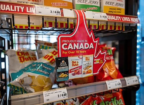 ROBERT LEE / FREE PRESS
“Made in Canada” signs are placed throughout  Maryland Food Fare to direct customers to Canadian goods in Winnipeg on Tuesday, August 25, 2026. 